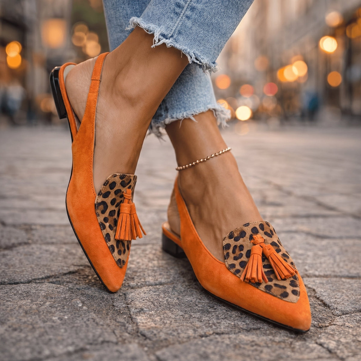 Elly| Sandals with straps and tassels 1