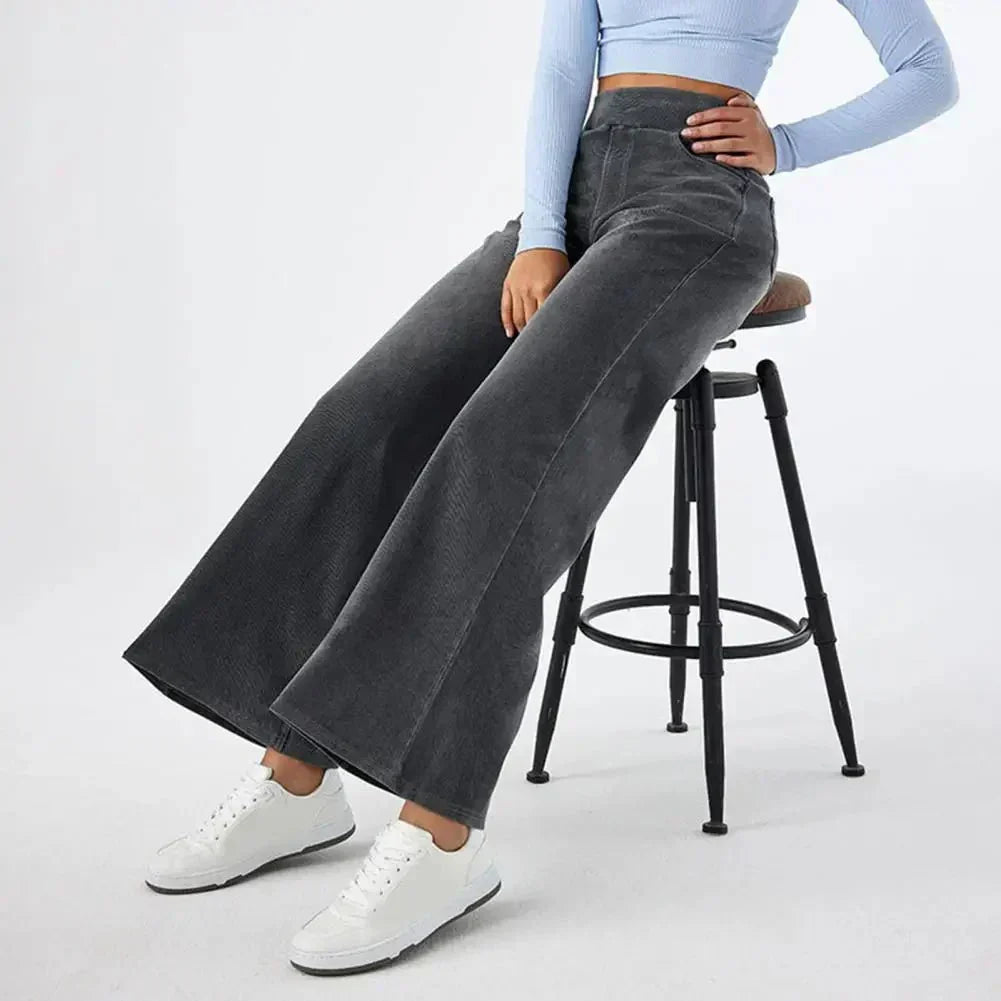 Elastic-Waist Wide-Leg Jeans - View 4