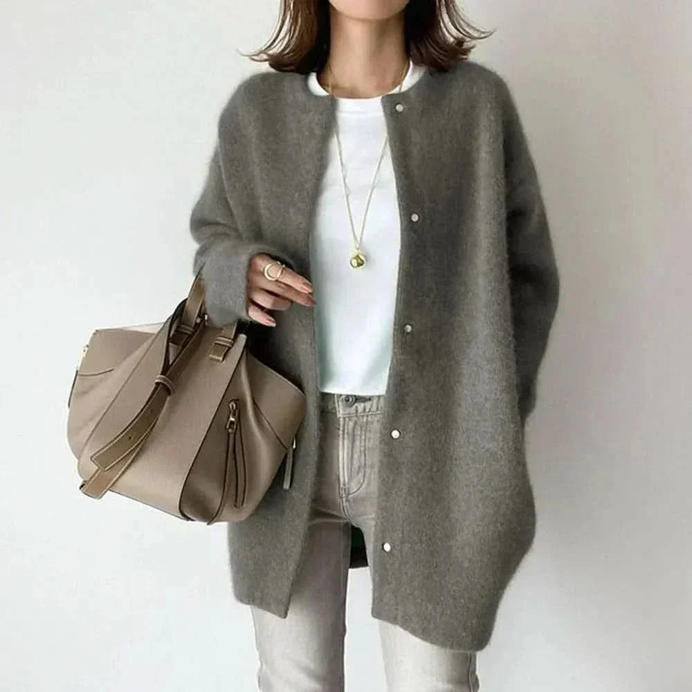Vanna Elegant Buttoned Knit Jacket