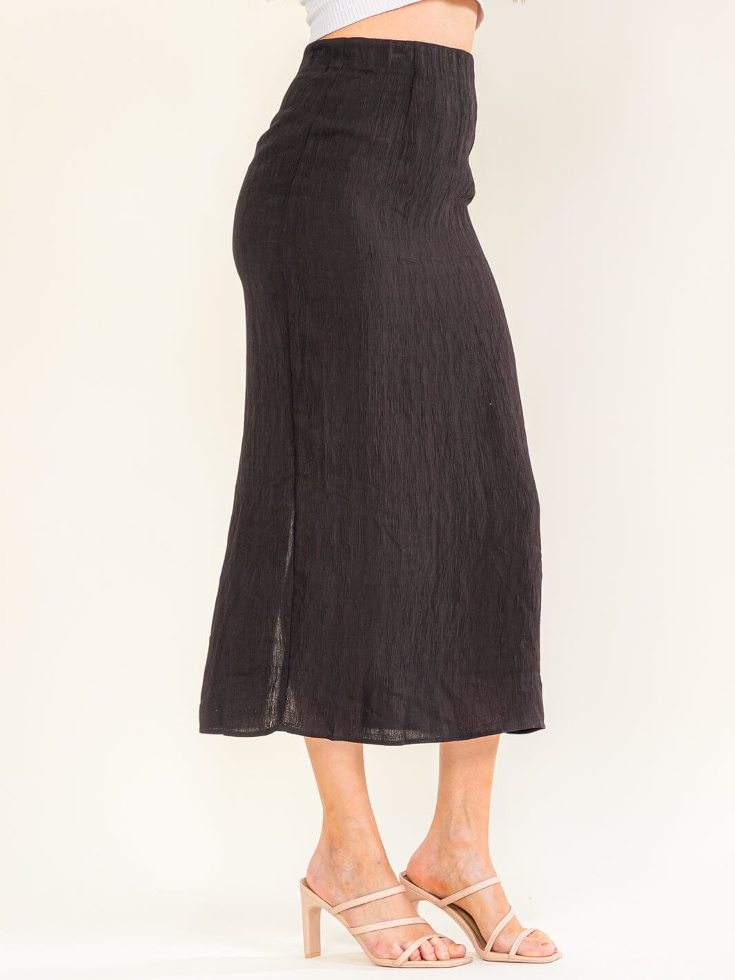 Back Slit Textured Midi Skirt – Black