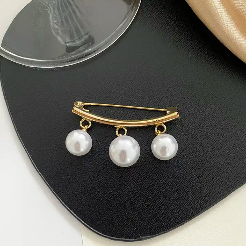 Pearl Cardigan Brooch in Gold, view 1